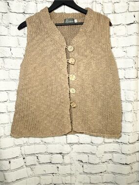 Willow. Tan sweater vest. Size XL